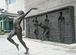 Statue of dancing person